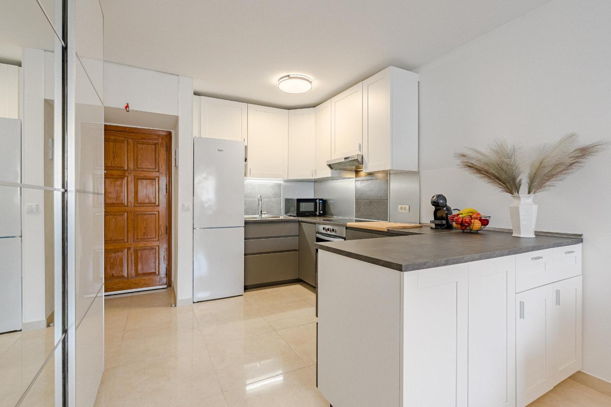 Verodal 2 Bedroom Apartment In Los Cristianos Arona  Eksteriør bilde